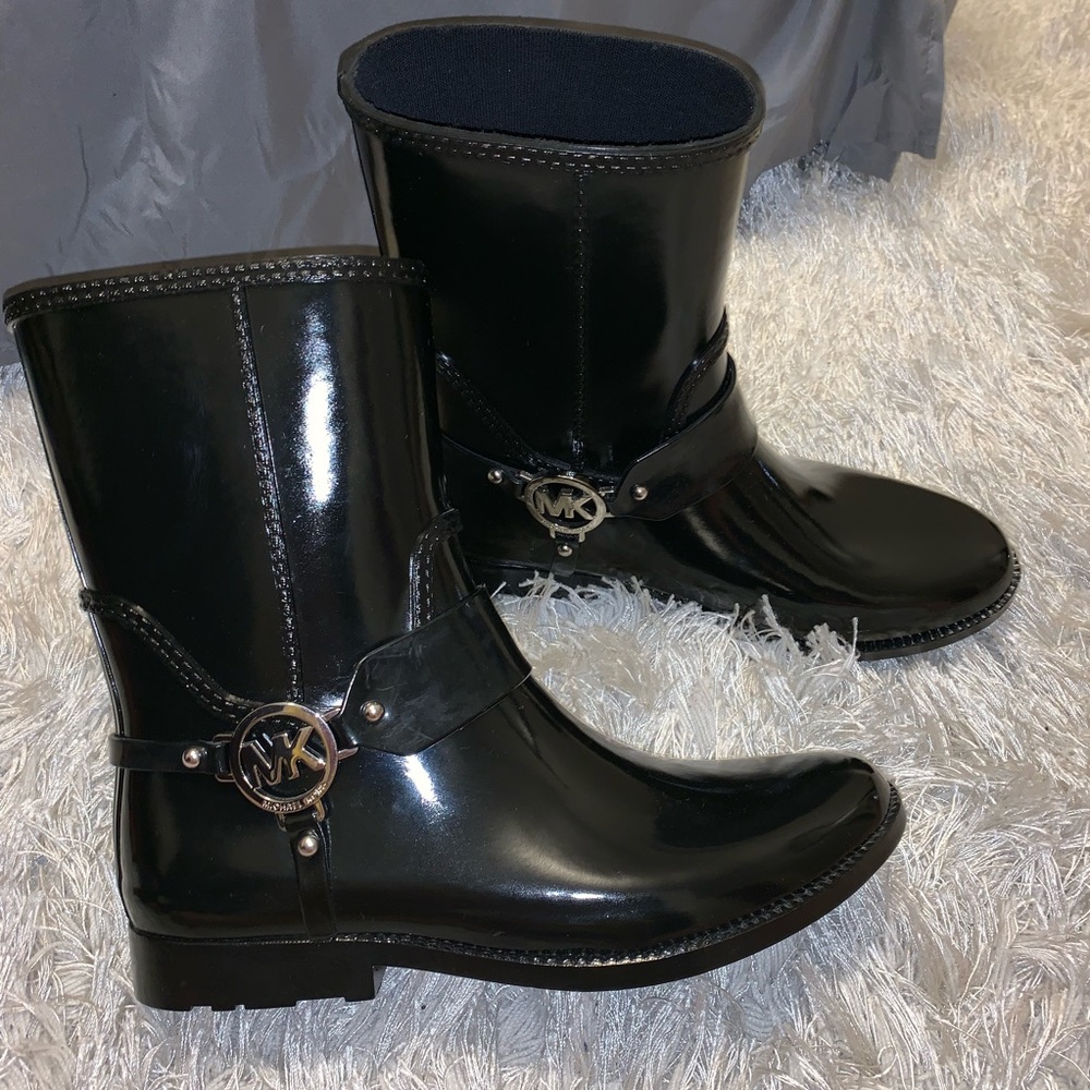 rain boots